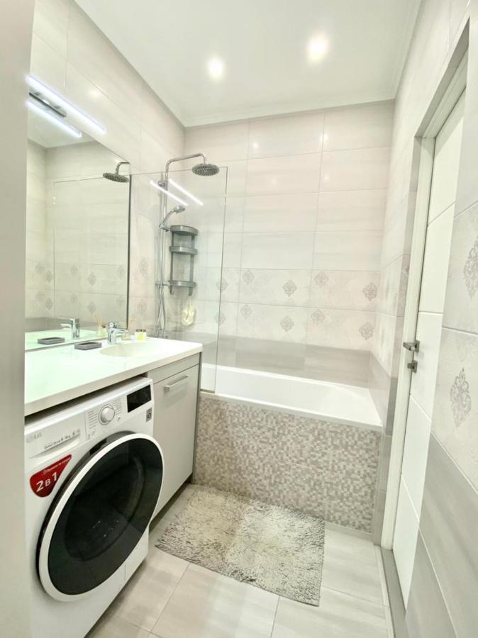 Vip Apartment In Odessa Luaran gambar