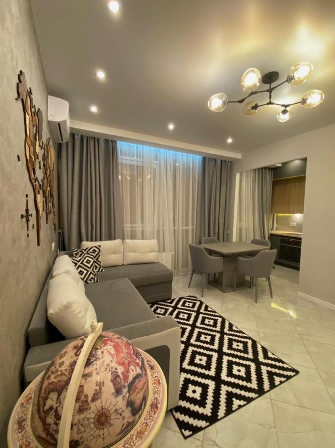 Vip Apartment In Odessa Luaran gambar